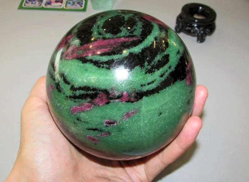 Zoisite with ruby sphere (Anyolite)