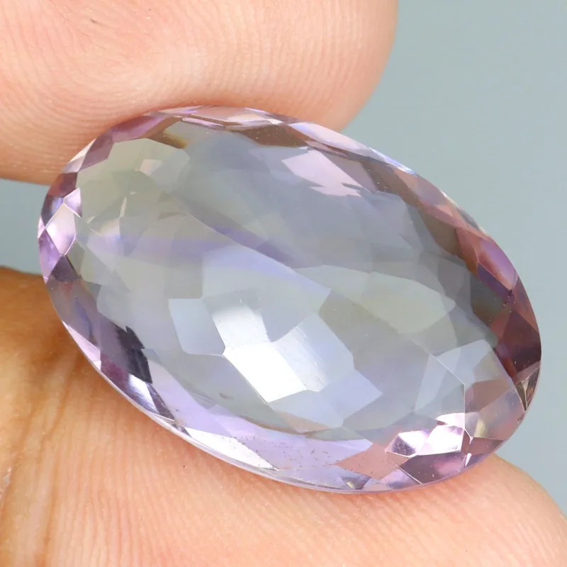 Bi-color ametrine cabochon 18.69ct 23x15.5 mm