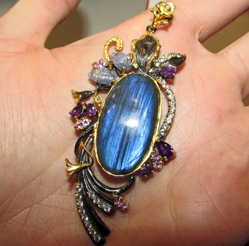 925 silver necklace with labradorite