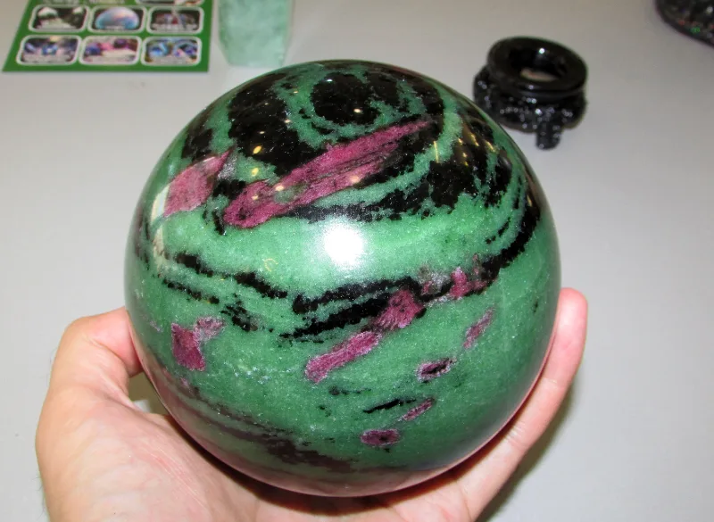 Zoisite with ruby sphere (Anyolite)