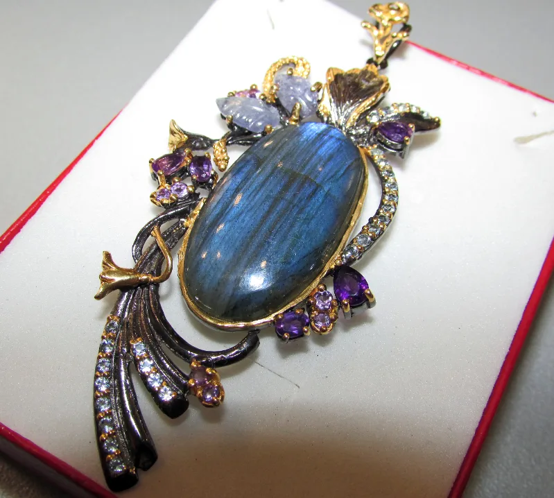 925 silver necklace with labradorite