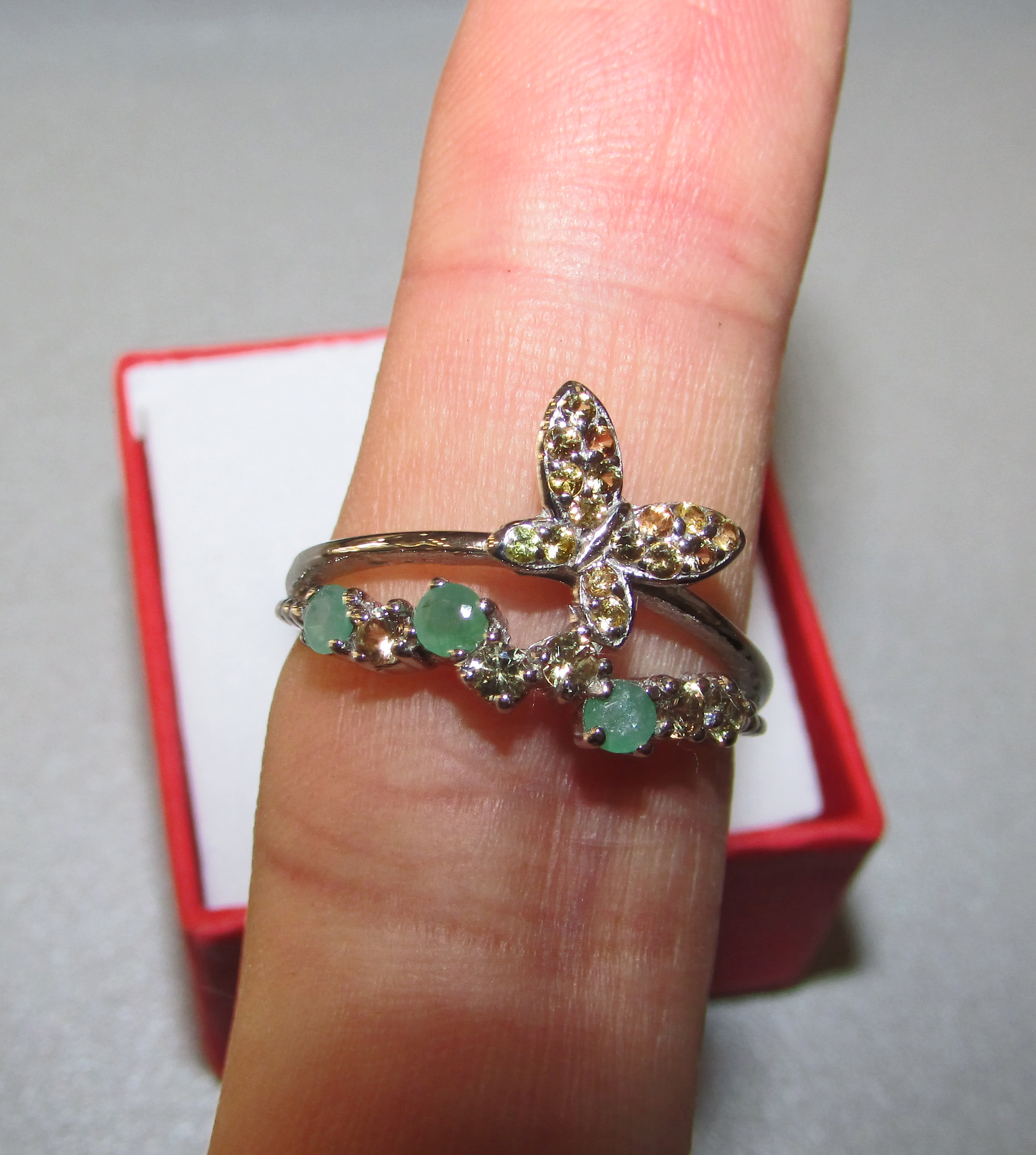 925 silver ring with nephrite jade