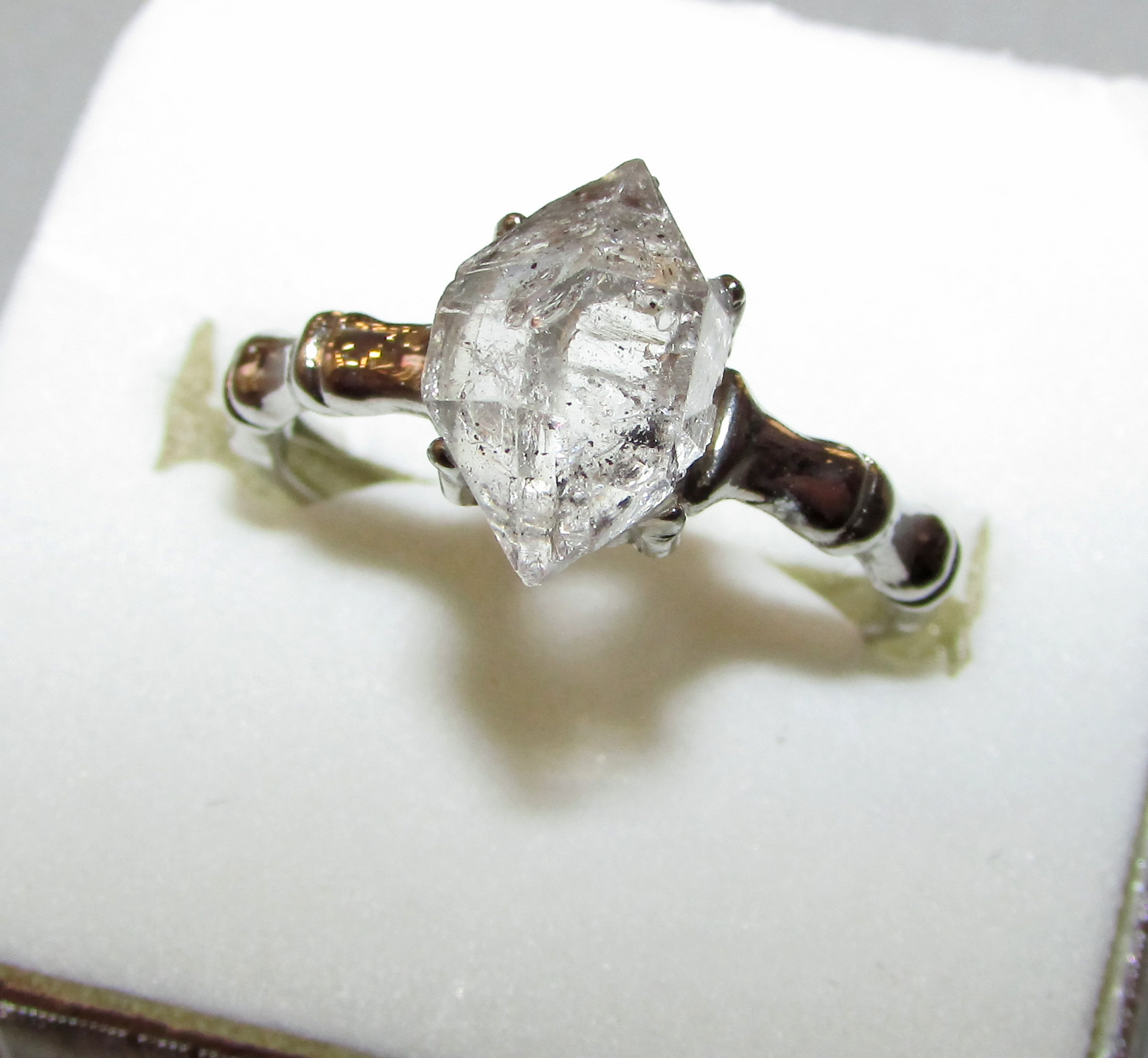 Two adjustable rings with Herkimer diamond
