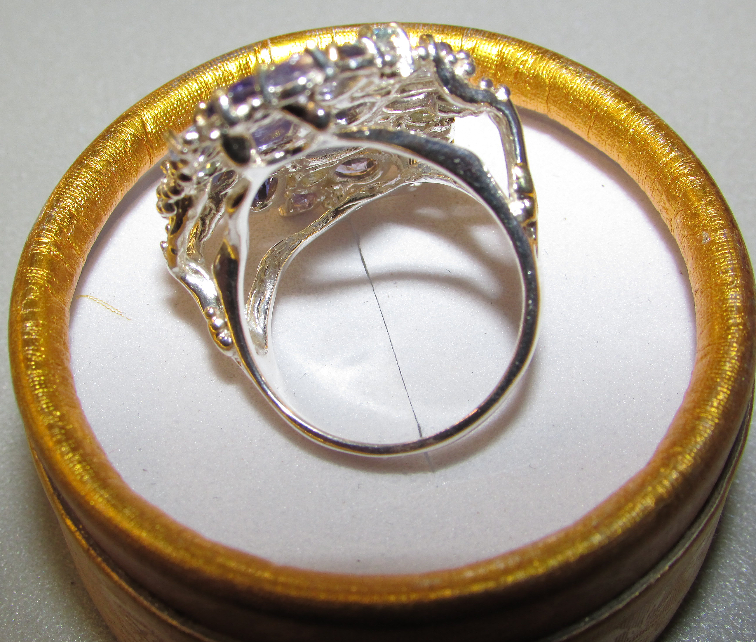 925 sterling silver ring with tanzanites