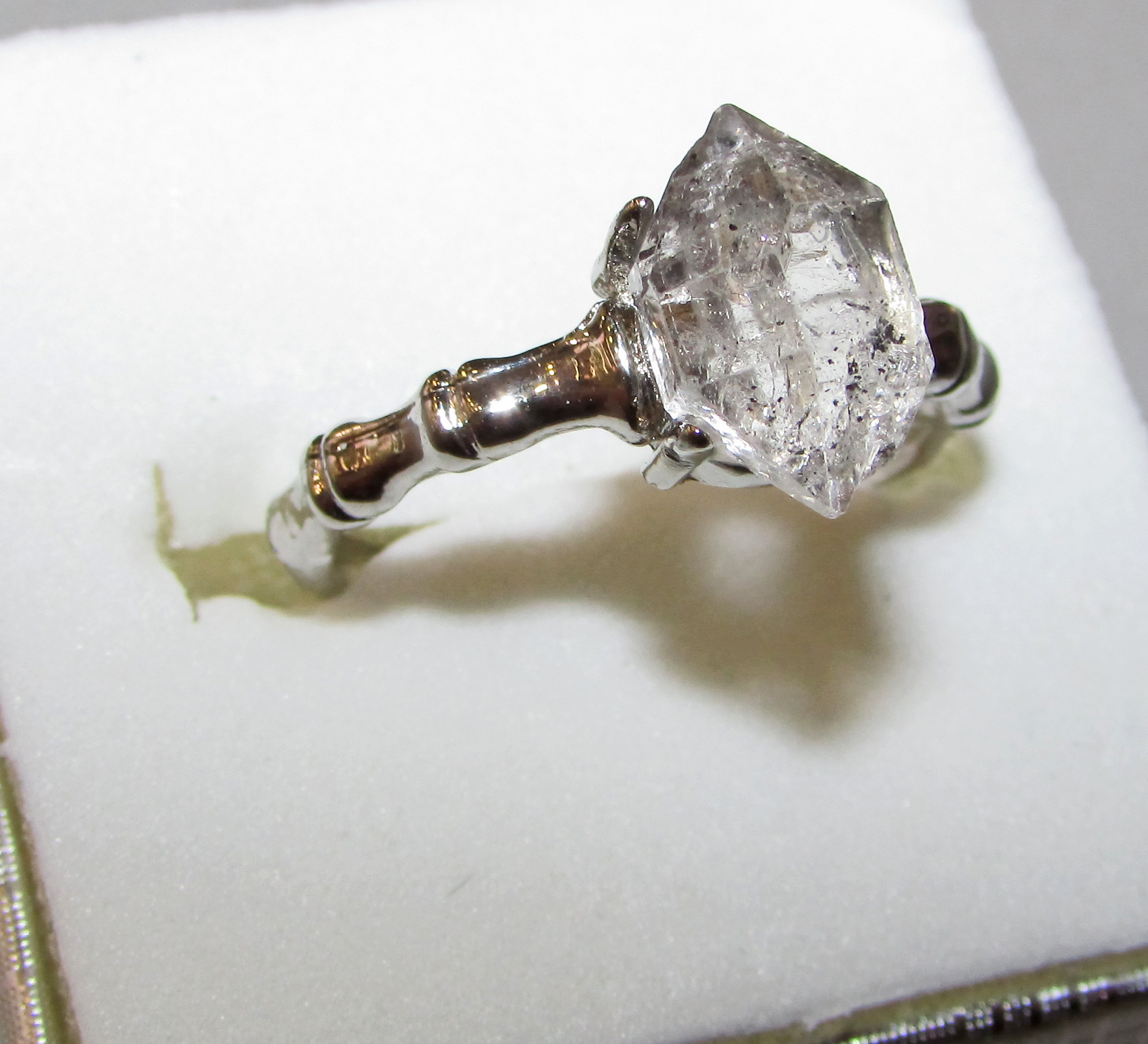 Two adjustable rings with Herkimer diamond