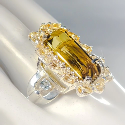 925 Silver ring with 28 carat lemon quartz
