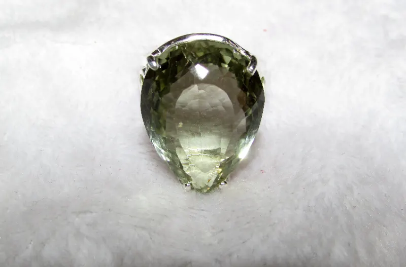 925 silver ring with green amethyst prasiolite