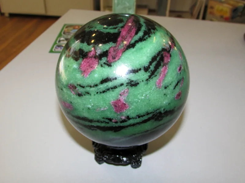 Zoisite with ruby sphere (Anyolite)
