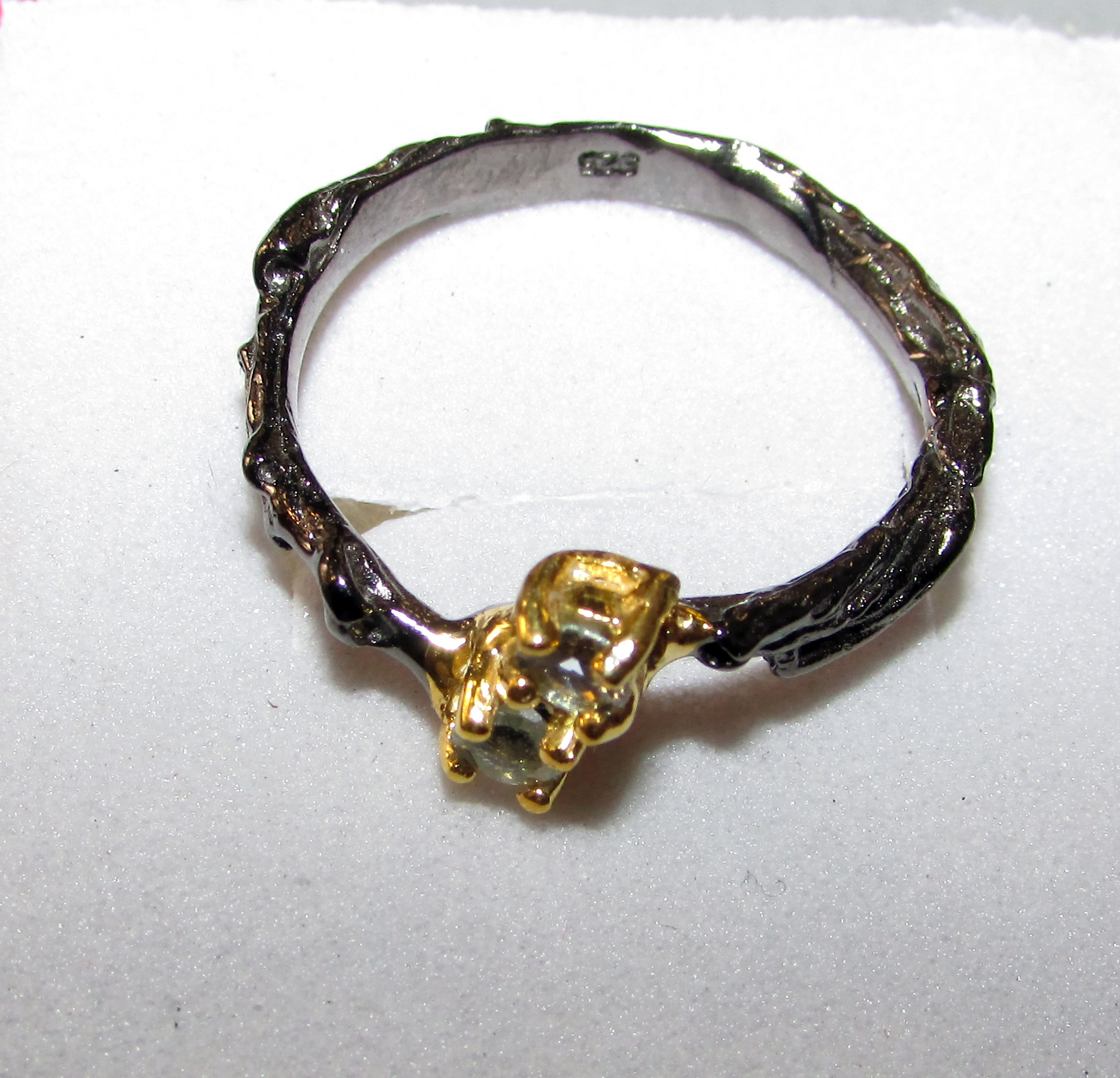 925 Silver ring with topaz