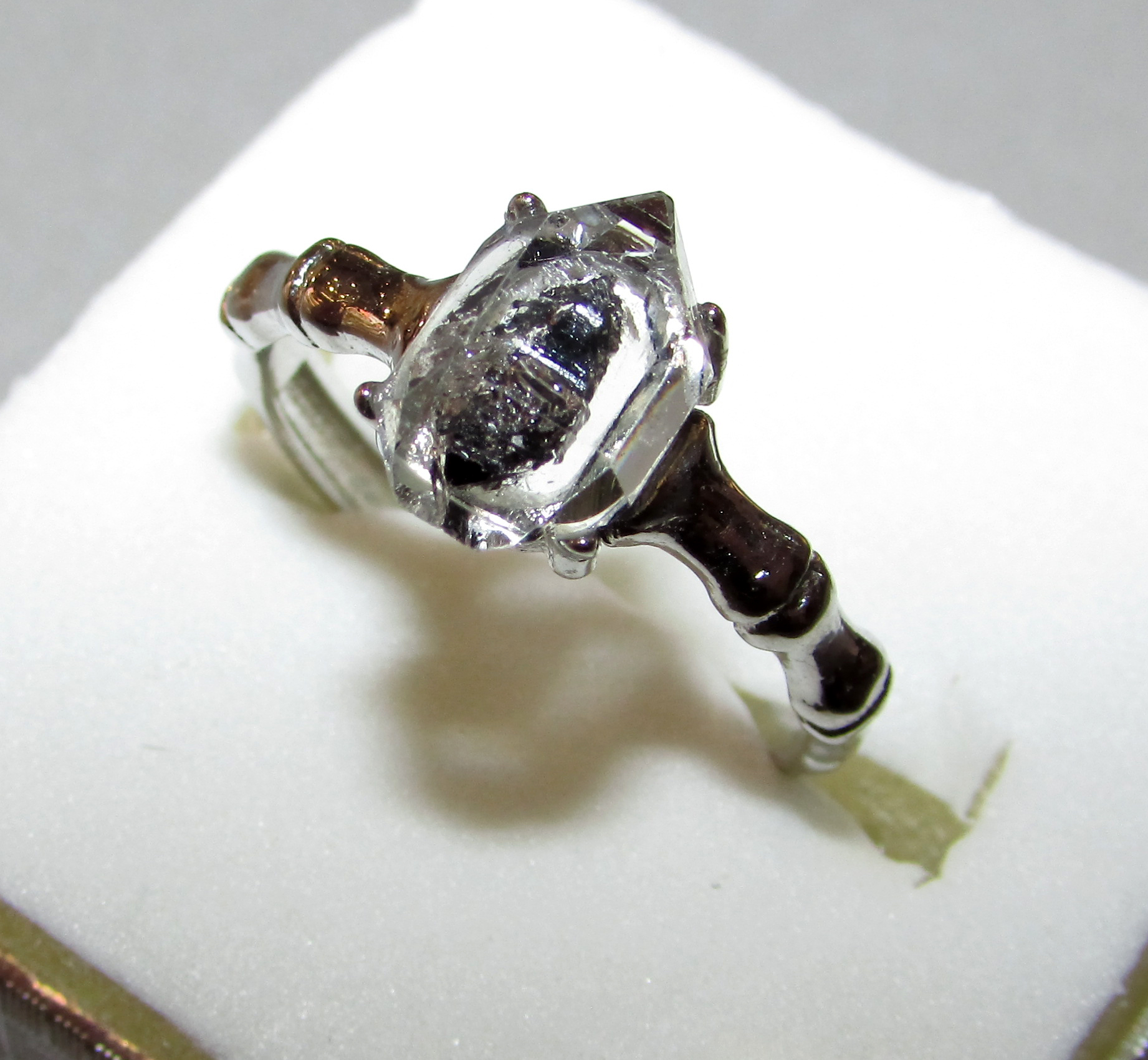 Two adjustable rings with Herkimer diamond